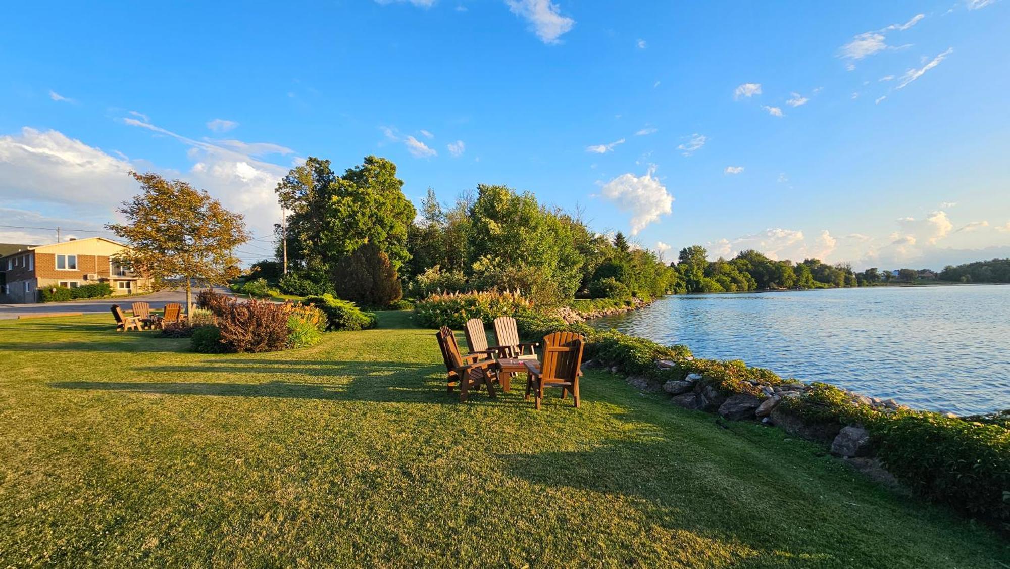 Hotel Oasis Lac St-Louis Salaberry-de-Valleyfield Zewnętrze zdjęcie