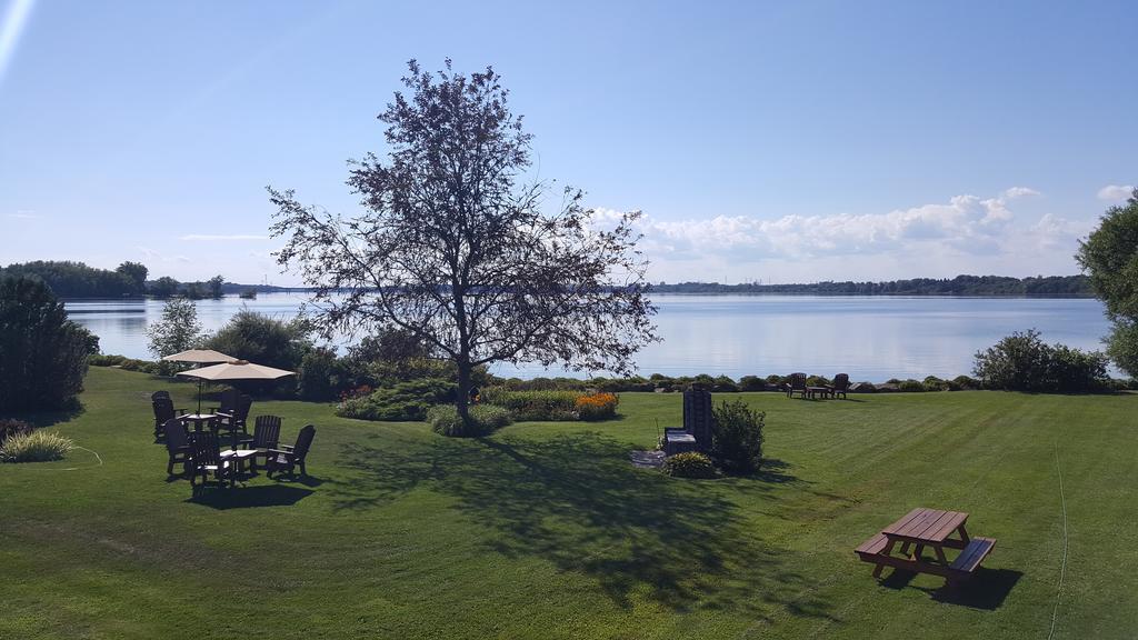 Hotel Oasis Lac St-Louis Salaberry-de-Valleyfield Zewnętrze zdjęcie