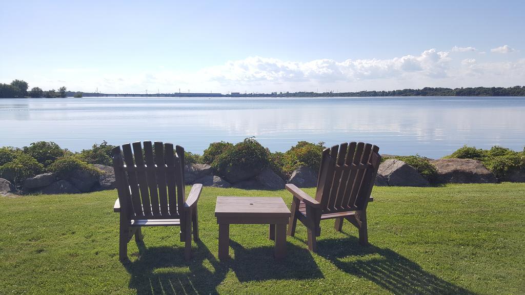 Hotel Oasis Lac St-Louis Salaberry-de-Valleyfield Zewnętrze zdjęcie
