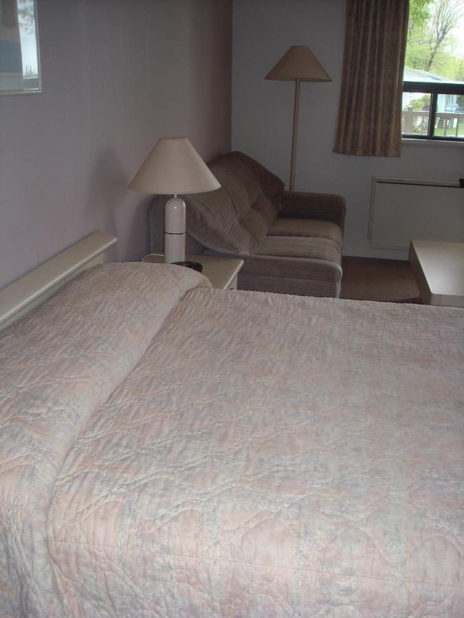 Hotel Oasis Lac St-Louis Salaberry-de-Valleyfield Pokój zdjęcie
